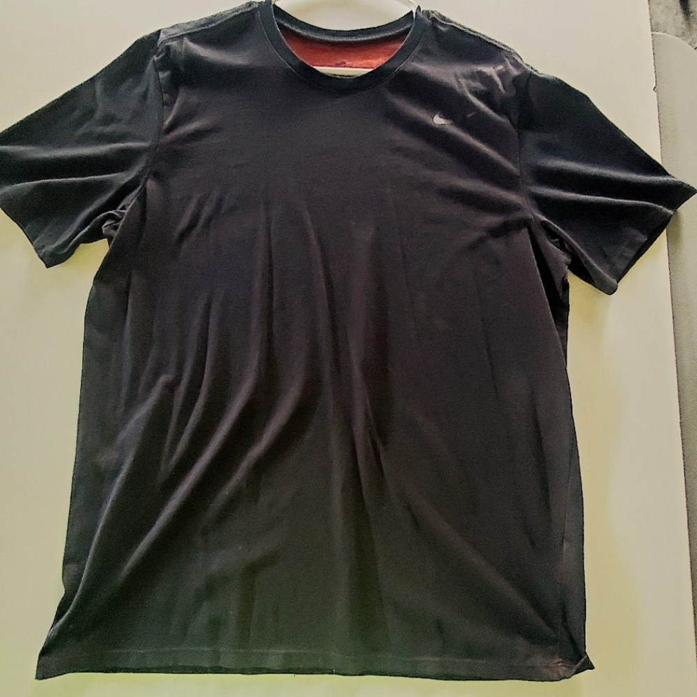 Nike tee